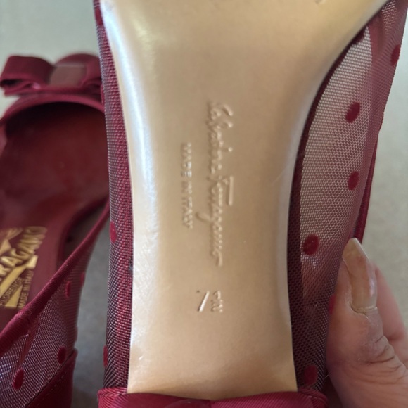 Salvatore Ferragamo Satin Vara Bow Mesh Polka Dot Preppy Luxury Office Heels 7.5 - Picture 9 of 9